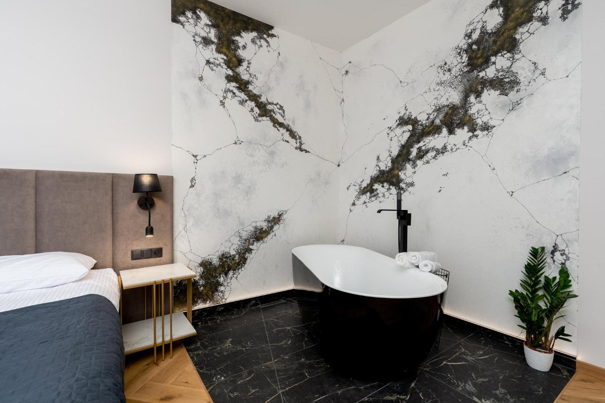 Spa Bedrooms With Sauna&Bath And Free Parking Krakau Exterior foto